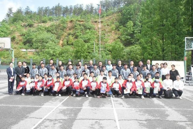 小学综合实践活动总结（实践活动总结2000字）