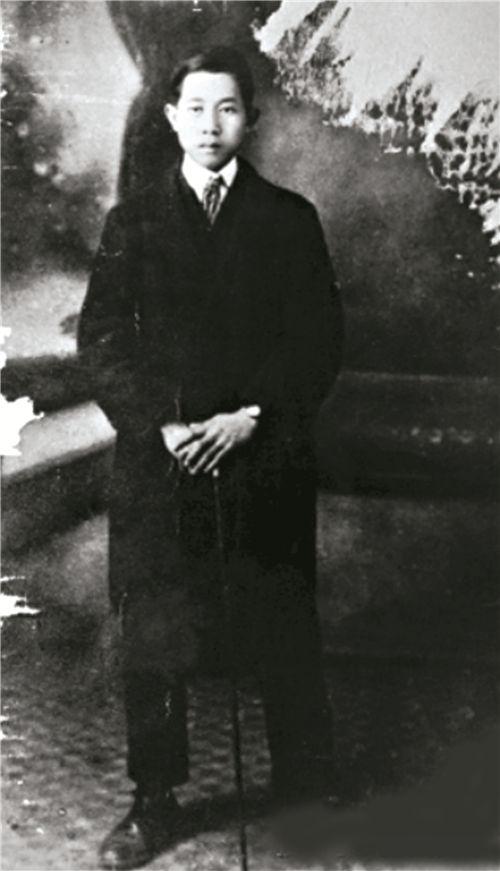 德才表现怎么写50字（部队士兵考学德才表现怎么写）