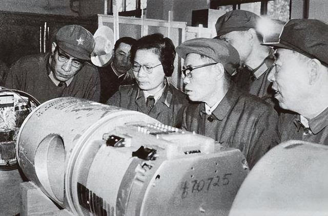 德才表现怎么写50字（部队士兵考学德才表现怎么写）