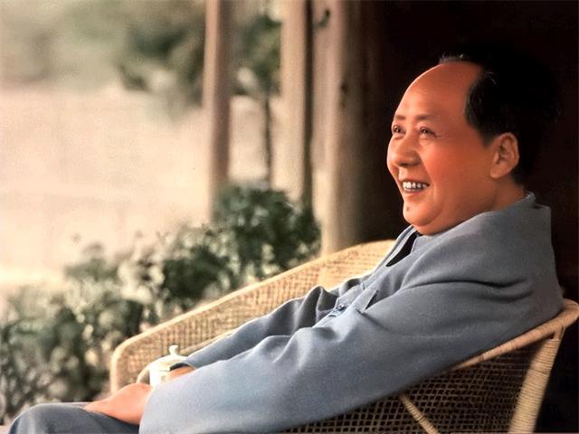 十大元帅中，只有这四位才是主席口中的“老总”，他们究竟是谁？