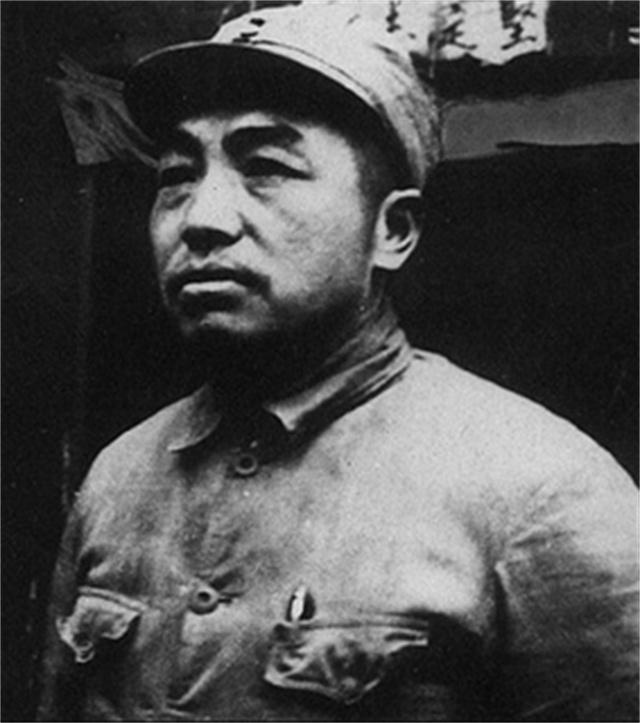 十大元帅中，只有这四位才是主席口中的“老总”，他们究竟是谁？