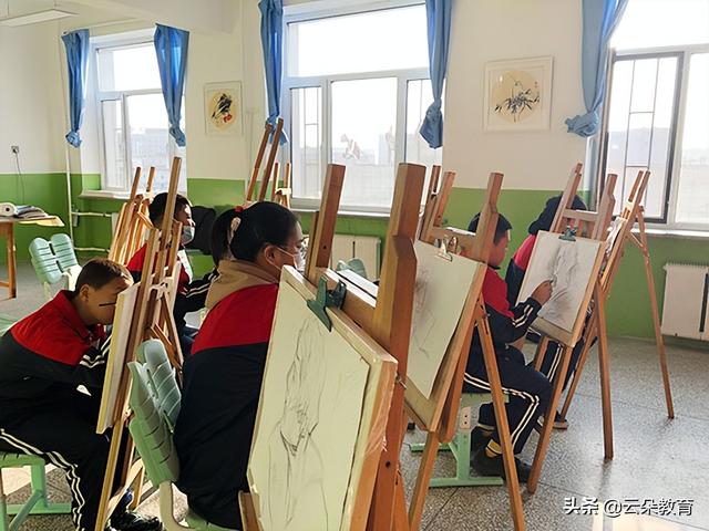 校本课程实施方案经典诵读课程规划方案（校本课程实施方案怎么写）