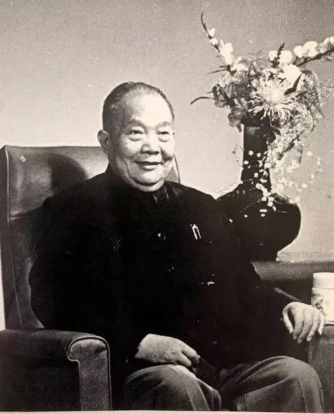 德才表现怎么写50字（部队士兵考学德才表现怎么写）