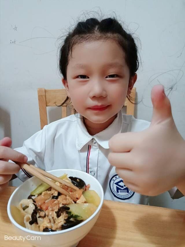 立夏手抄报简单又漂亮一等奖（立夏手抄报简单又漂亮三年级）