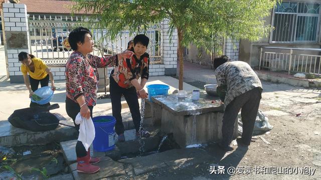 拐弯处的回头四年级参考答案（拐弯处的回头爸爸是一个怎样的人）