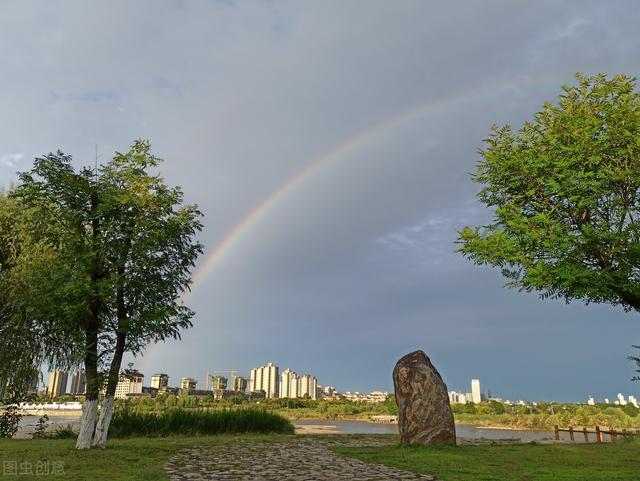 雨的随想汪国真原文感谢，雨的随想汪国真原文图片