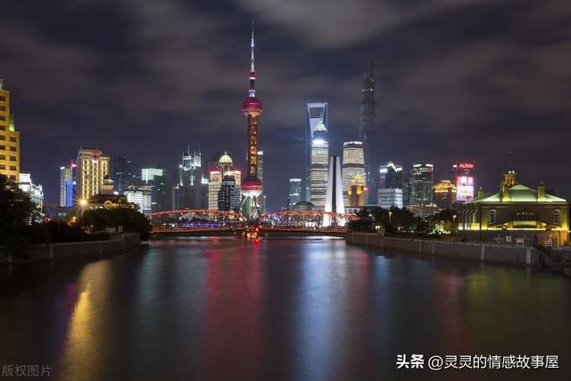 宿舍情缘的文章3000字，宿舍情缘的文章3000字大一